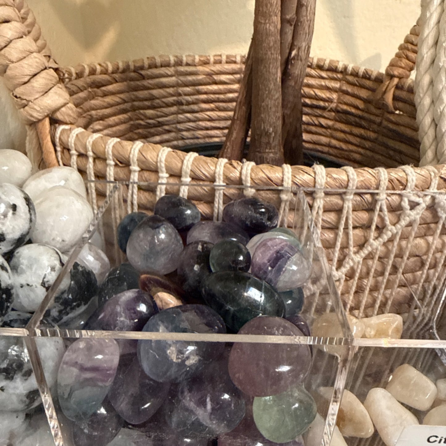 Fluorite tumble
