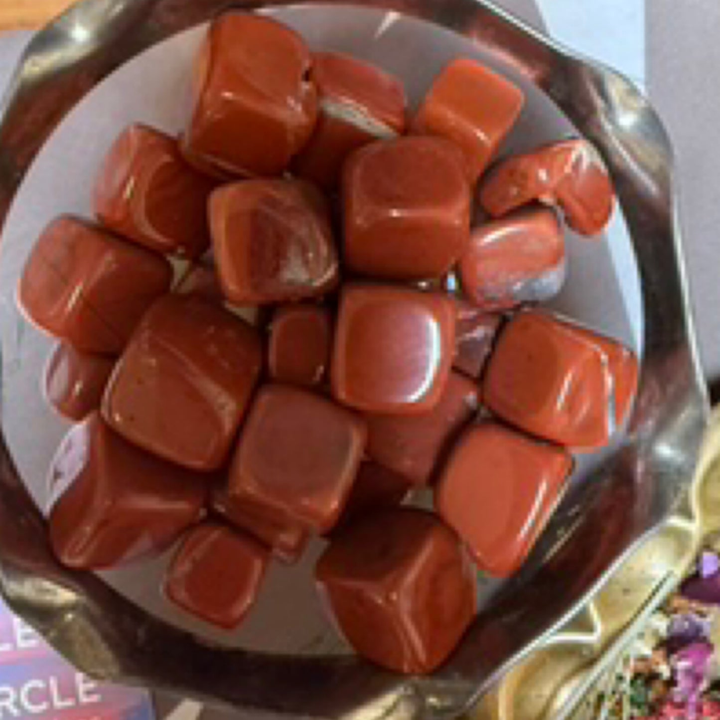 Red jasper tumble