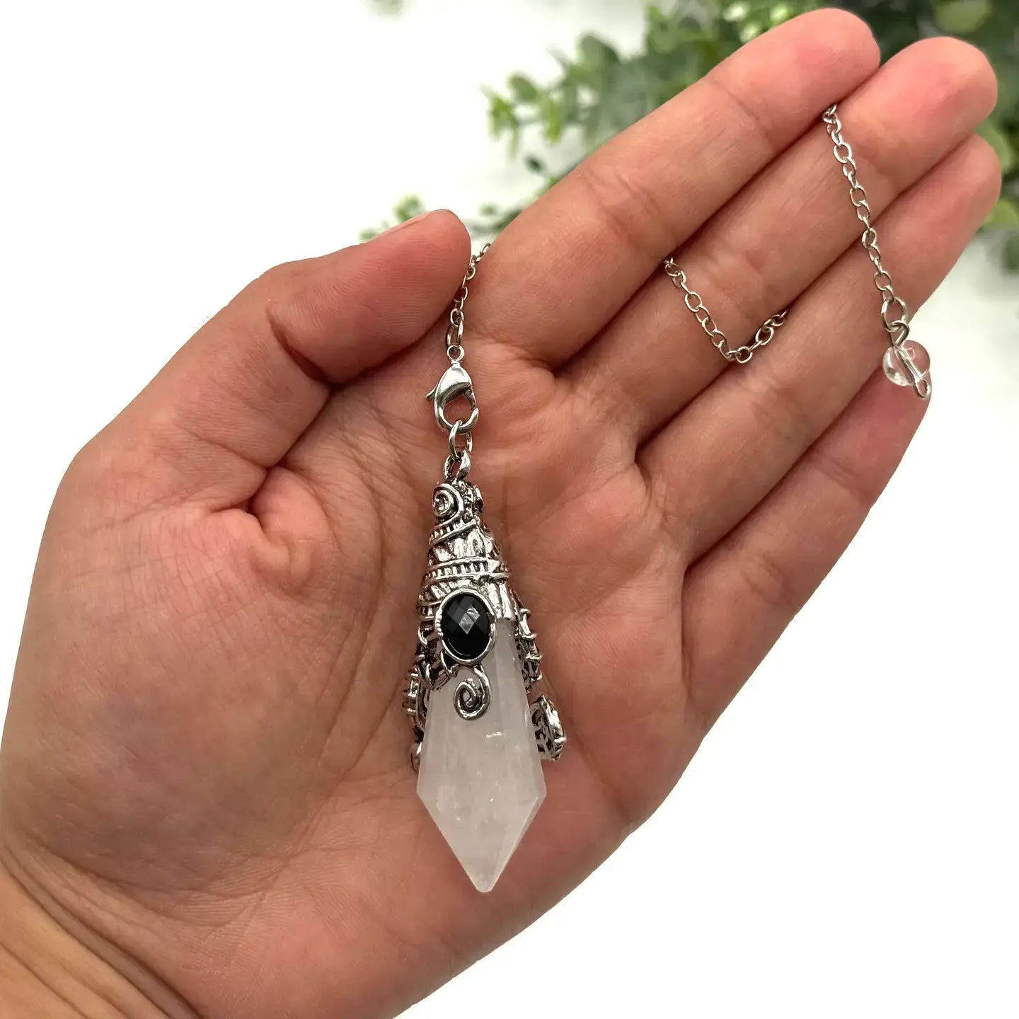 Gemstone Pendulum  12 Faceted Antique Silver : Red Jasper