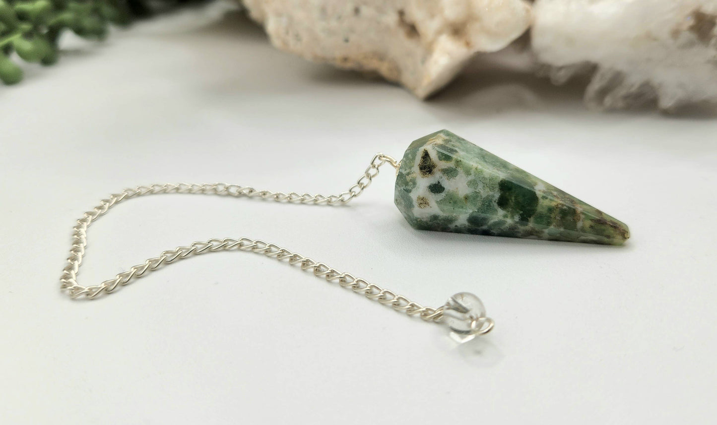 Moss Agate Pendulum w/Silver Plated Chain