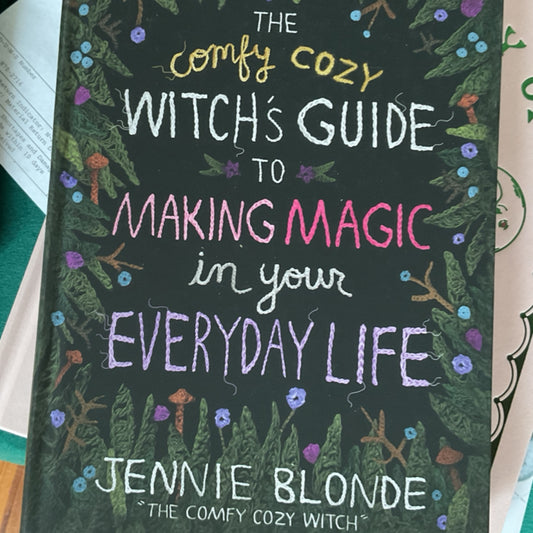 Comfy cozy Witch’s Guide